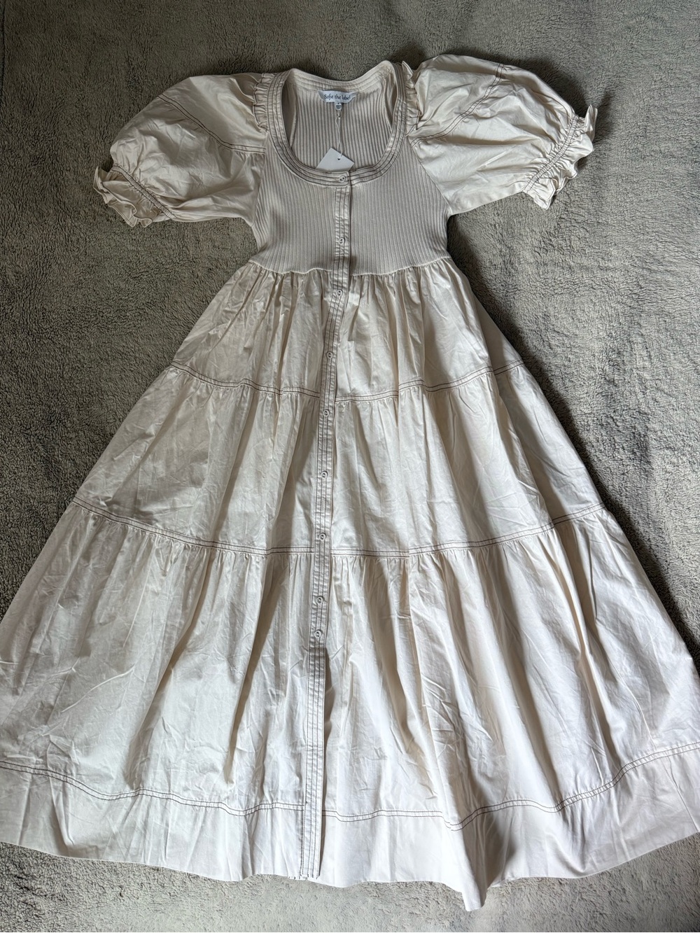 Cream Puff-Sleeve Tiered Maxi Dress - Effortless Everyday Elegance